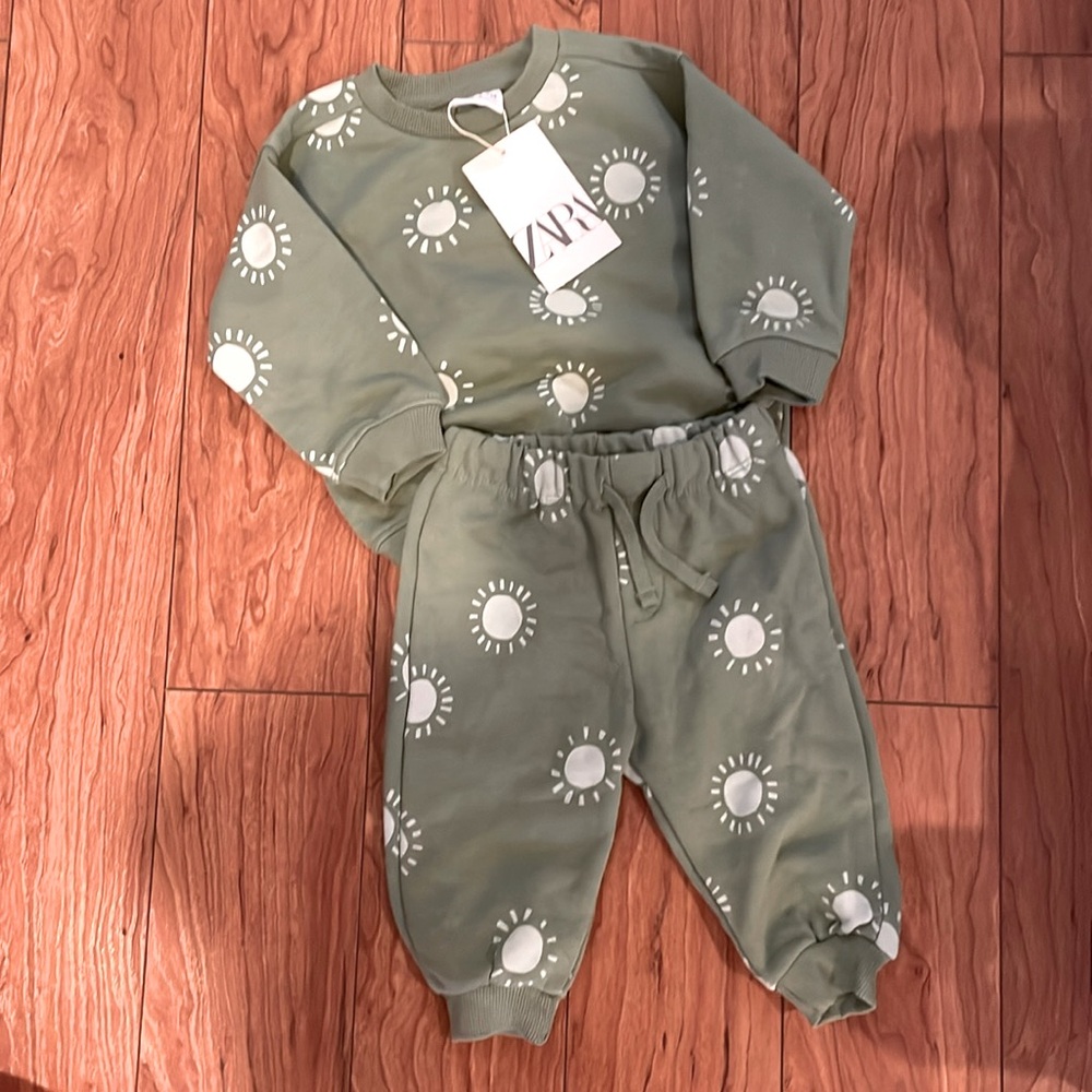 Zara sweatshirt sweatpants sent